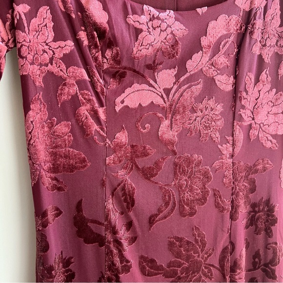 Free People Intimately Free People Lotta Love Velvet Slip Dress (S) - Picture 4 of 16